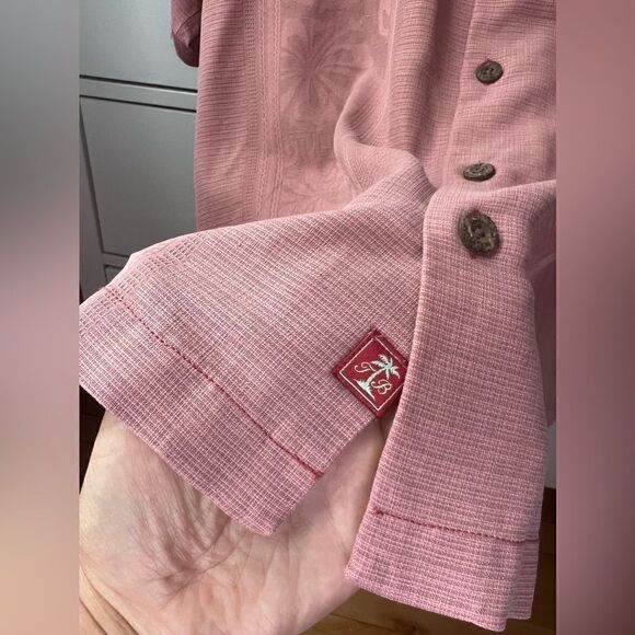 Tommy Bahama 100% silk men’s Summer Shirt size M Sleeve Button Down Hawaii - Picture 9 of 14